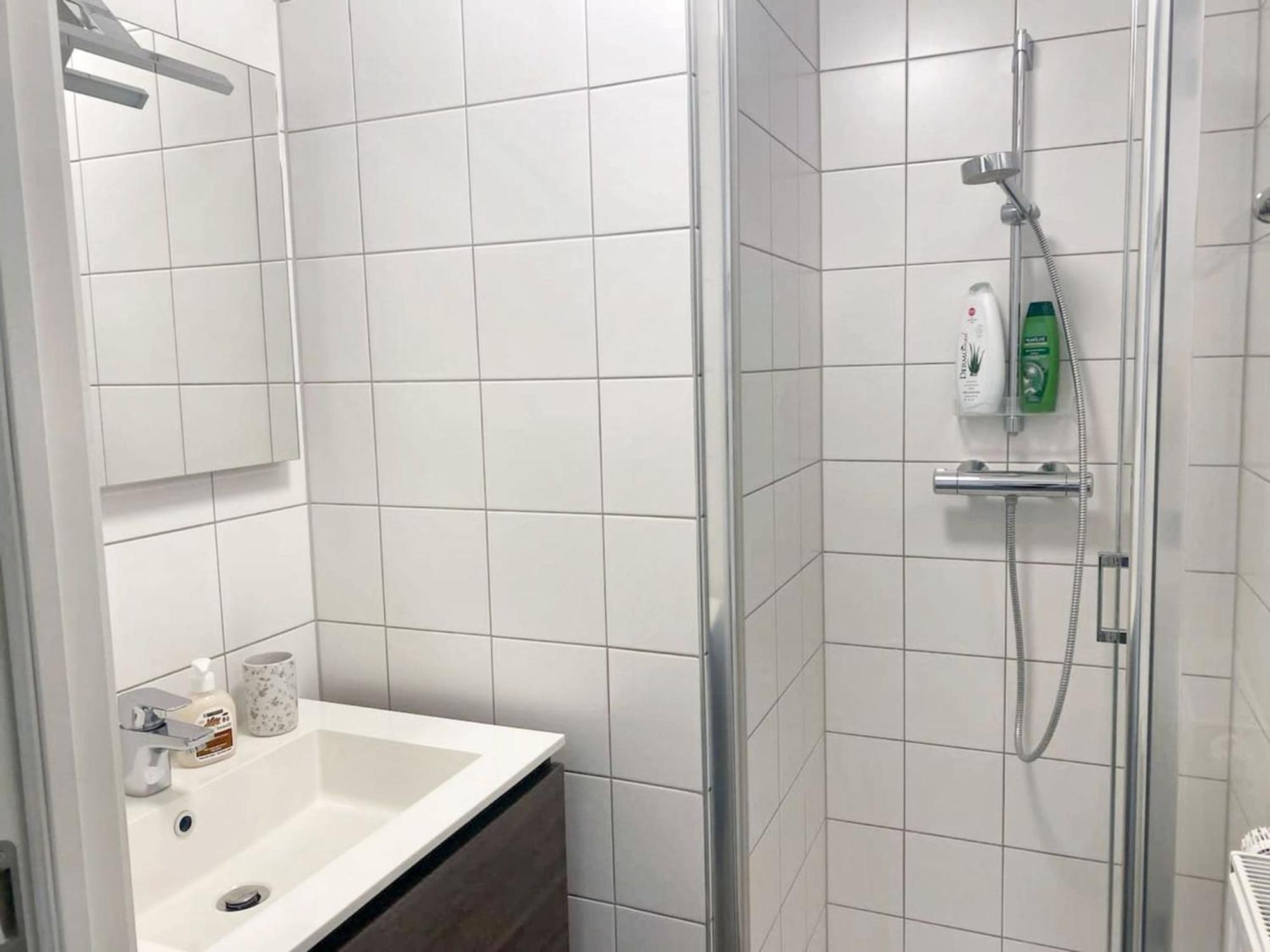 Modern Apartment In Cureghem Anderlecht 134 M² + Terrace Brüksel Dış mekan fotoğraf