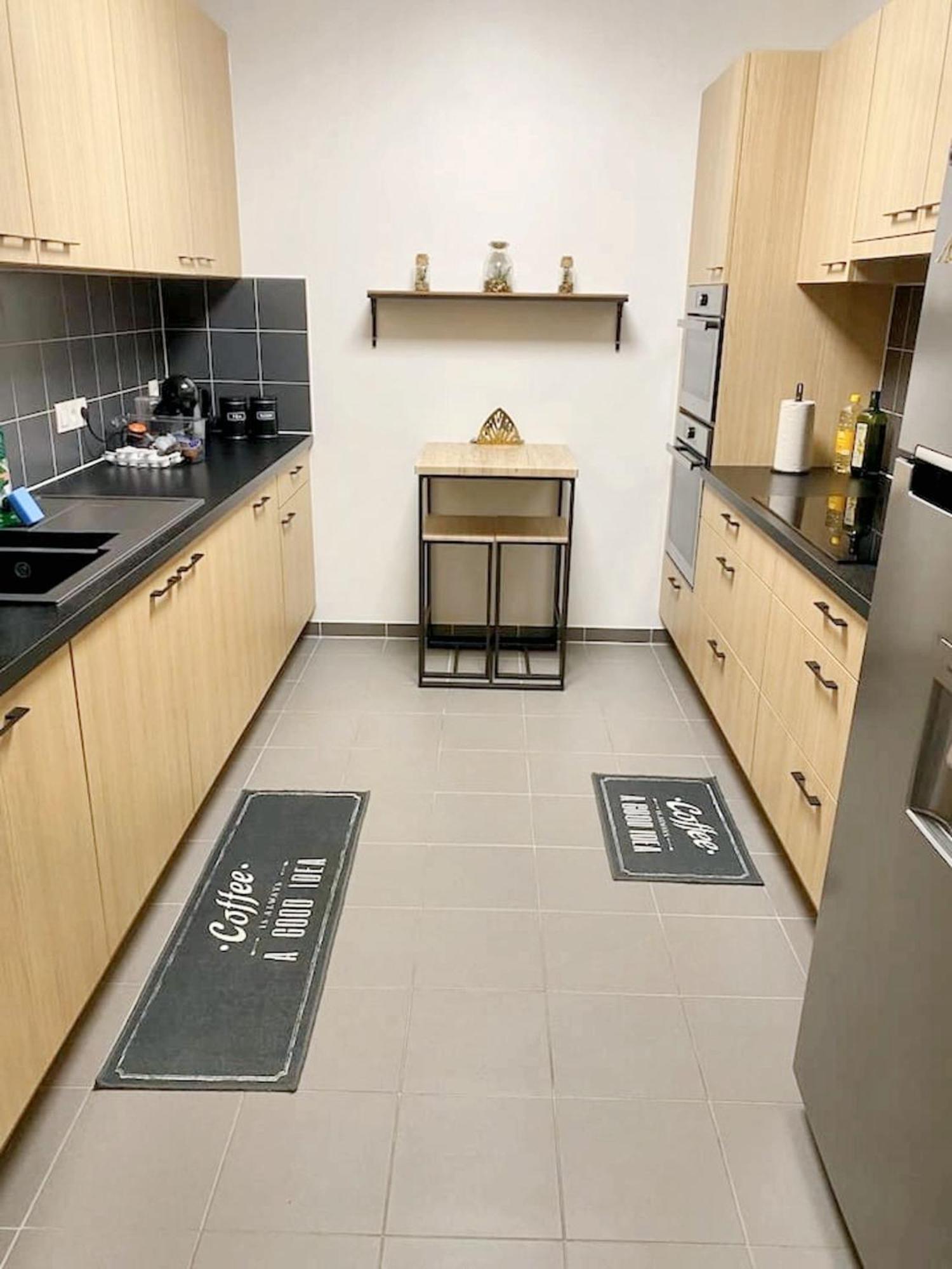 Modern Apartment In Cureghem Anderlecht 134 M² + Terrace Brüksel Dış mekan fotoğraf